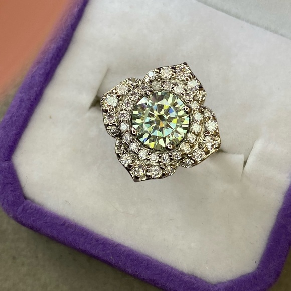 Blooming Flower Moissanite Diamond Engagement Ring - Picture 17 of 17